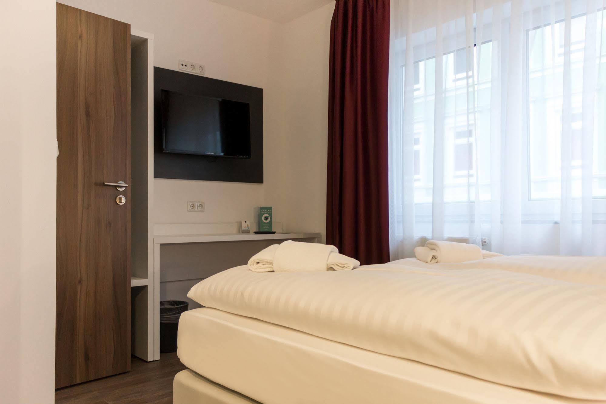 Hotel West Hamburg Exterior photo